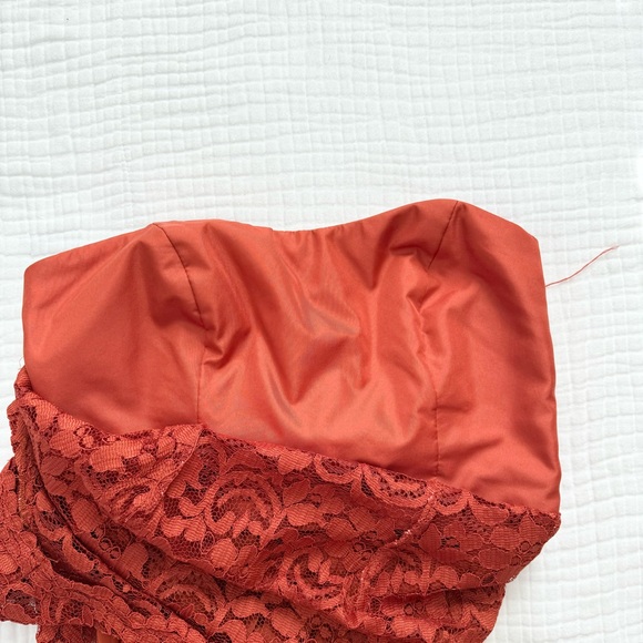 David's Bridal floor length burnt orange lace overlay dress with side slit sz 8 - Picture 11 of 14